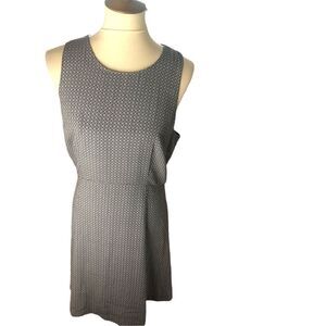 Banana Republic black and white geometric sleeveless sheath fit and flare dress